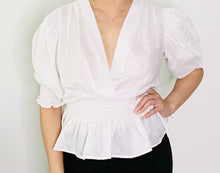 Load image into Gallery viewer, White vneck balloon sleeve blouse 
